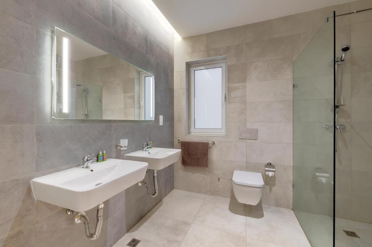 Superlative Apartment With Valletta And Harbour Views สลีมา ภายนอก รูปภาพ