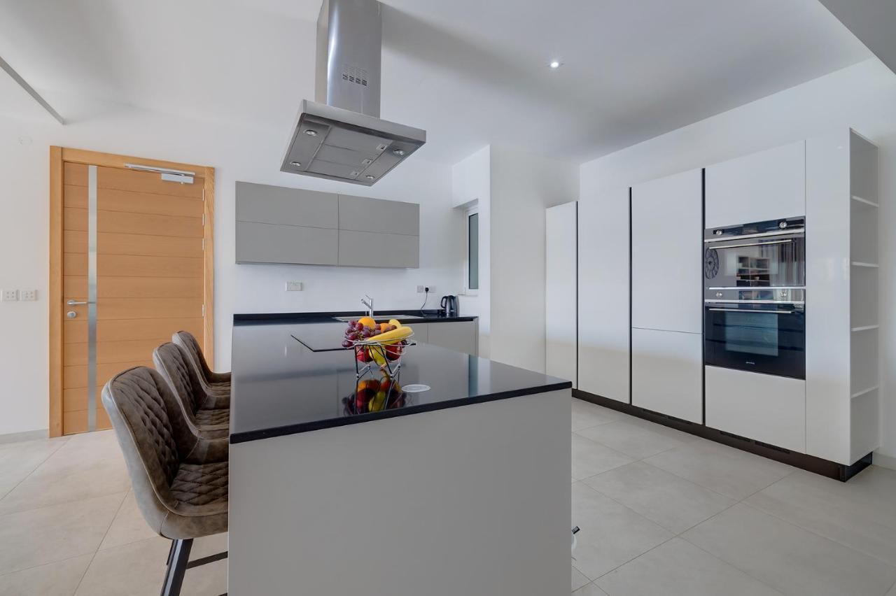 Superlative Apartment With Valletta And Harbour Views สลีมา ภายนอก รูปภาพ